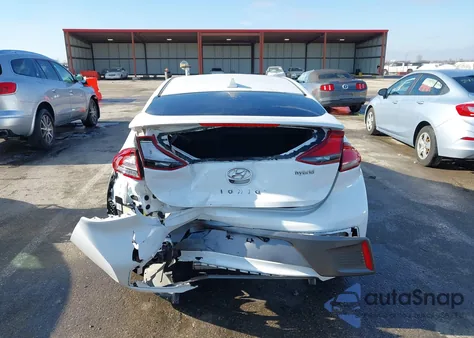 2021 Hyundai Ioniq Hybrid Se z USA, uszkodzony, nr VIN KMHC75LC2MU251057